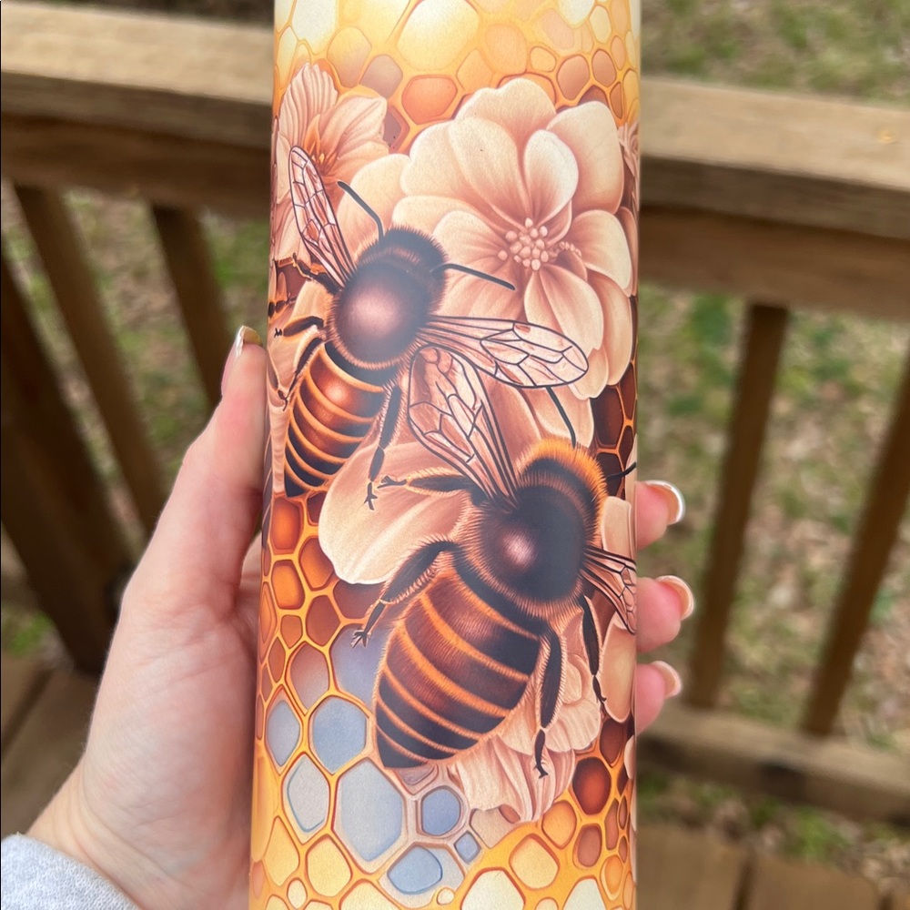 Bee and Flower Tumbler - Picture 3 of 4